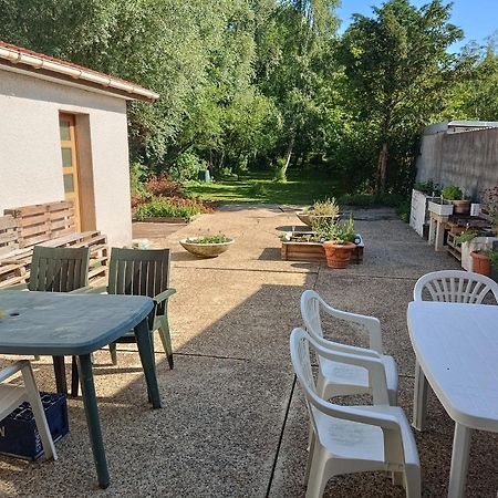 Lit 2 Personnes Grand Bureau Apartment Fruges Екстериор снимка