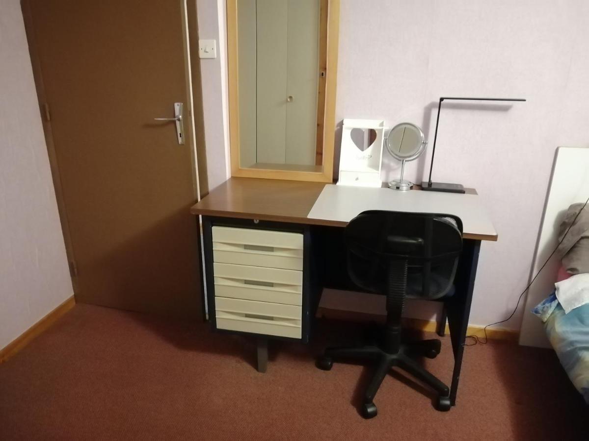 Lit 2 Personnes Grand Bureau Apartment Fruges Екстериор снимка