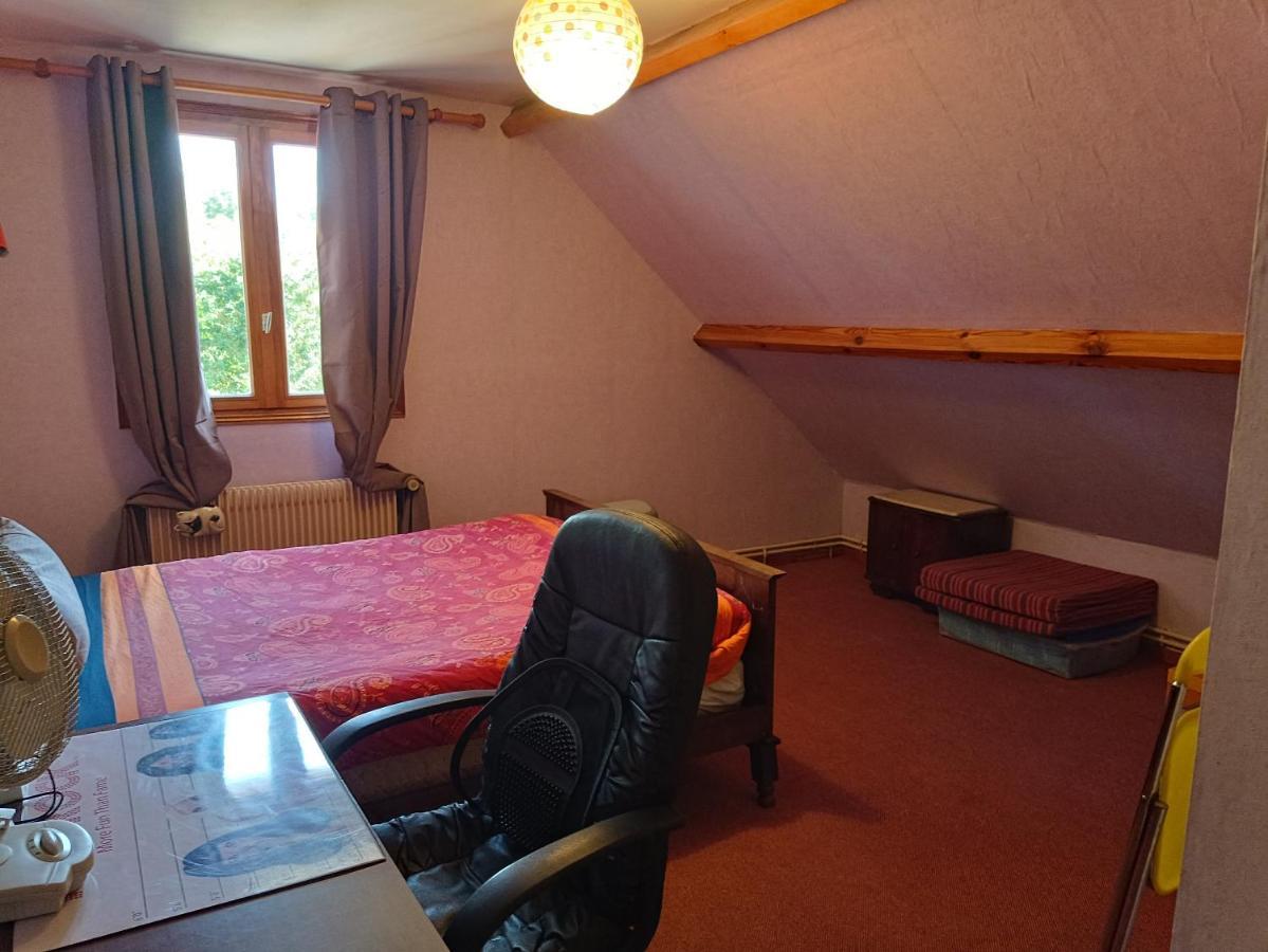 Lit 2 Personnes Grand Bureau Apartment Fruges Екстериор снимка
