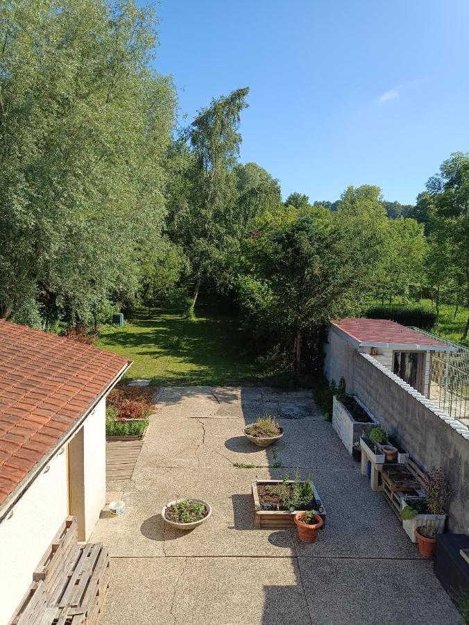 Lit 2 Personnes Grand Bureau Apartment Fruges Екстериор снимка