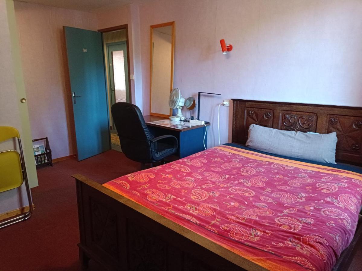 Lit 2 Personnes Grand Bureau Apartment Fruges Екстериор снимка
